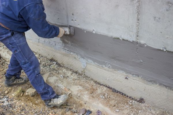 Foundation Crack Sealing in Huntington